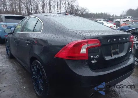 2012 Volvo S60 T6 из США, поврежденный, VIN YV1902FH3C2090201